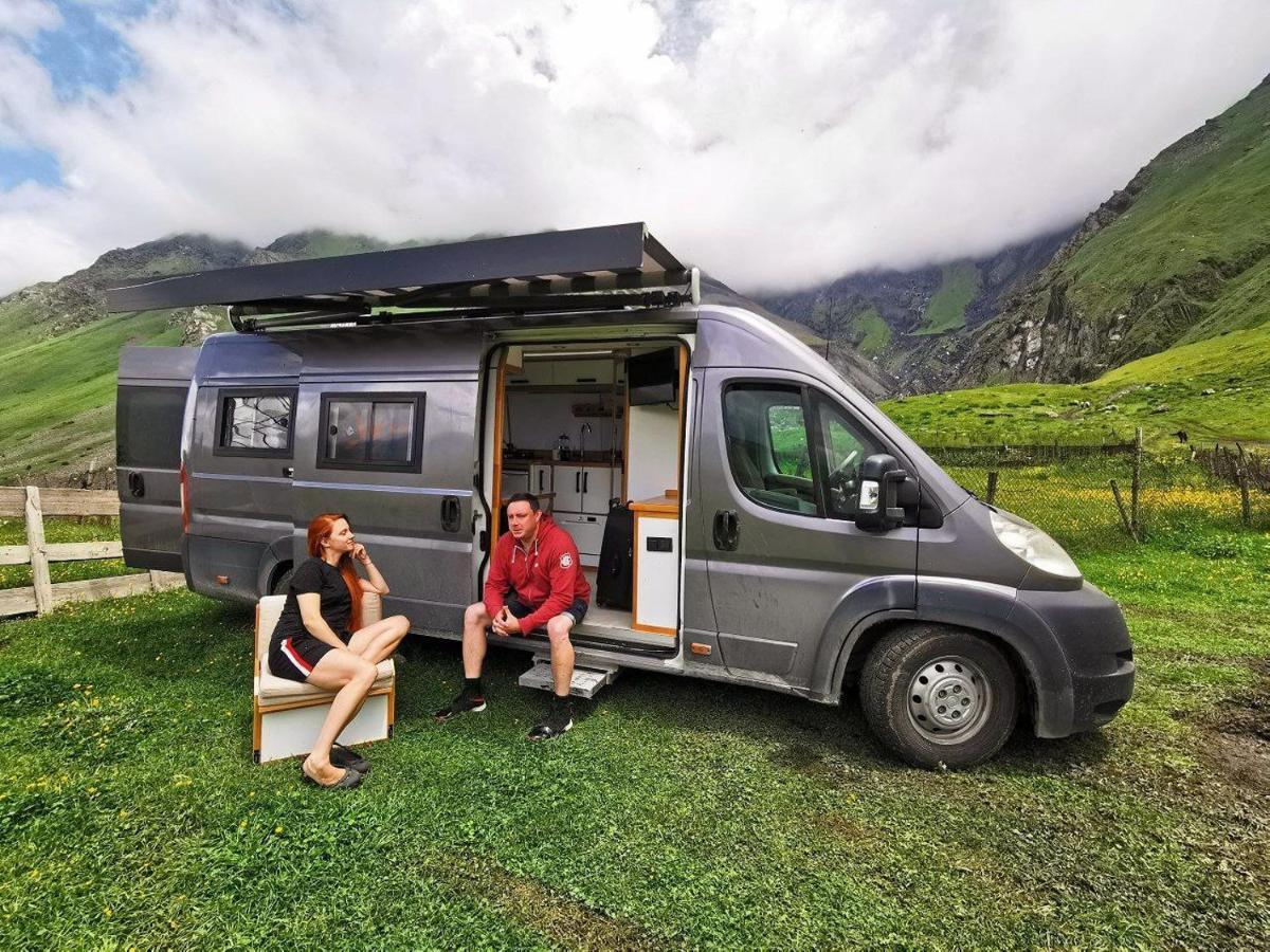 Jewelberry Glamping Hotel Tbilisi Mtsʼkhetʼa Exterior foto