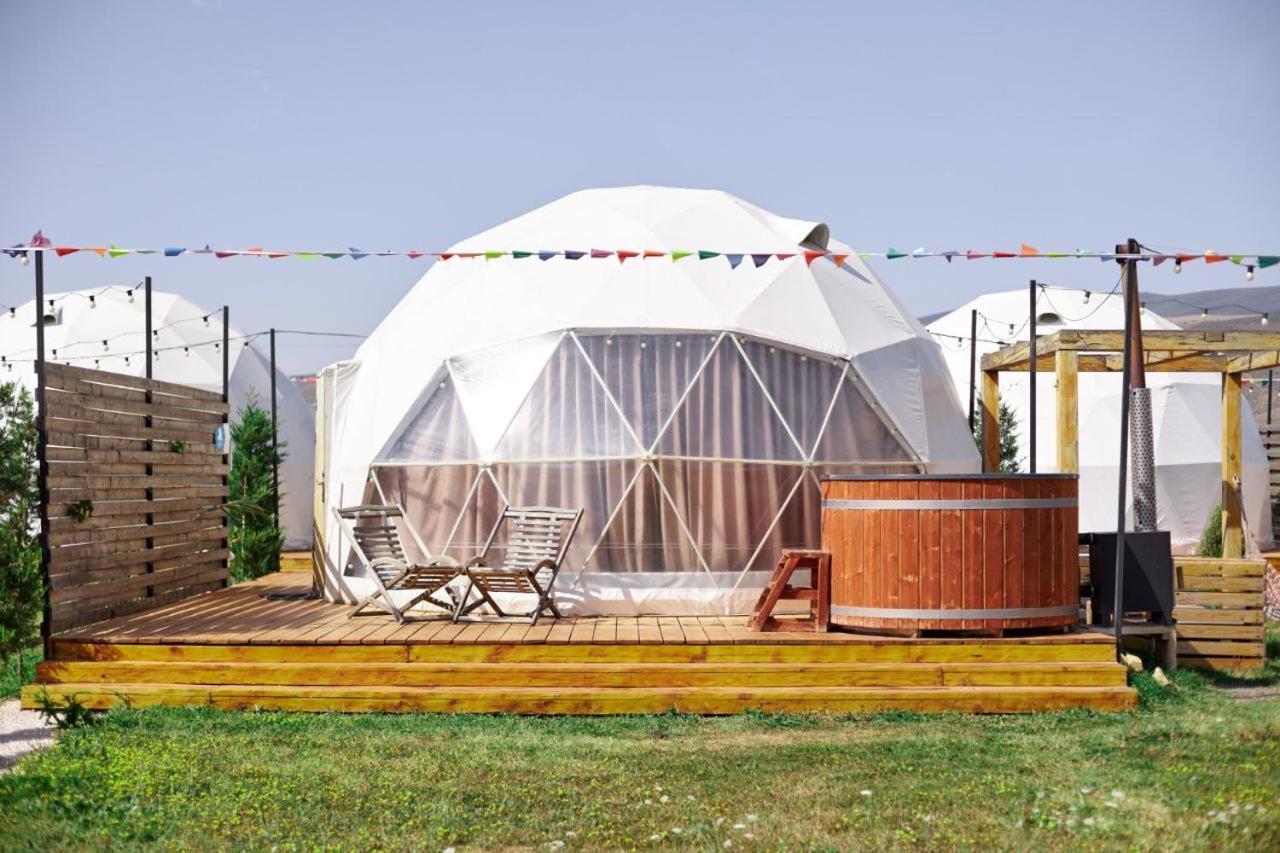 Jewelberry Glamping Hotel Tbilisi Mtsʼkhetʼa Exterior foto