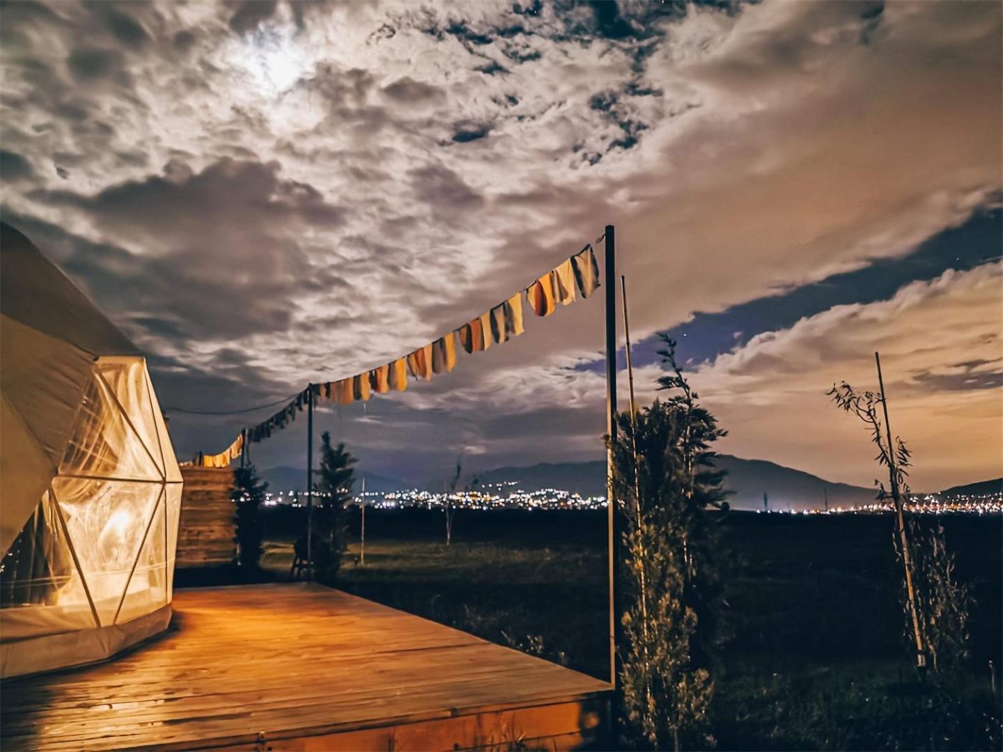 Jewelberry Glamping Hotel Tbilisi Mtsʼkhetʼa Habitación foto